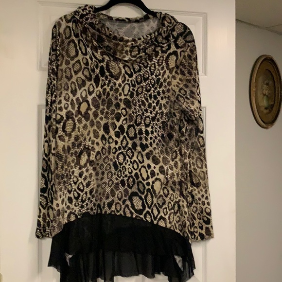 Cable & Gauge Tops Cable Gauge Animal Print Tunic Poshmark